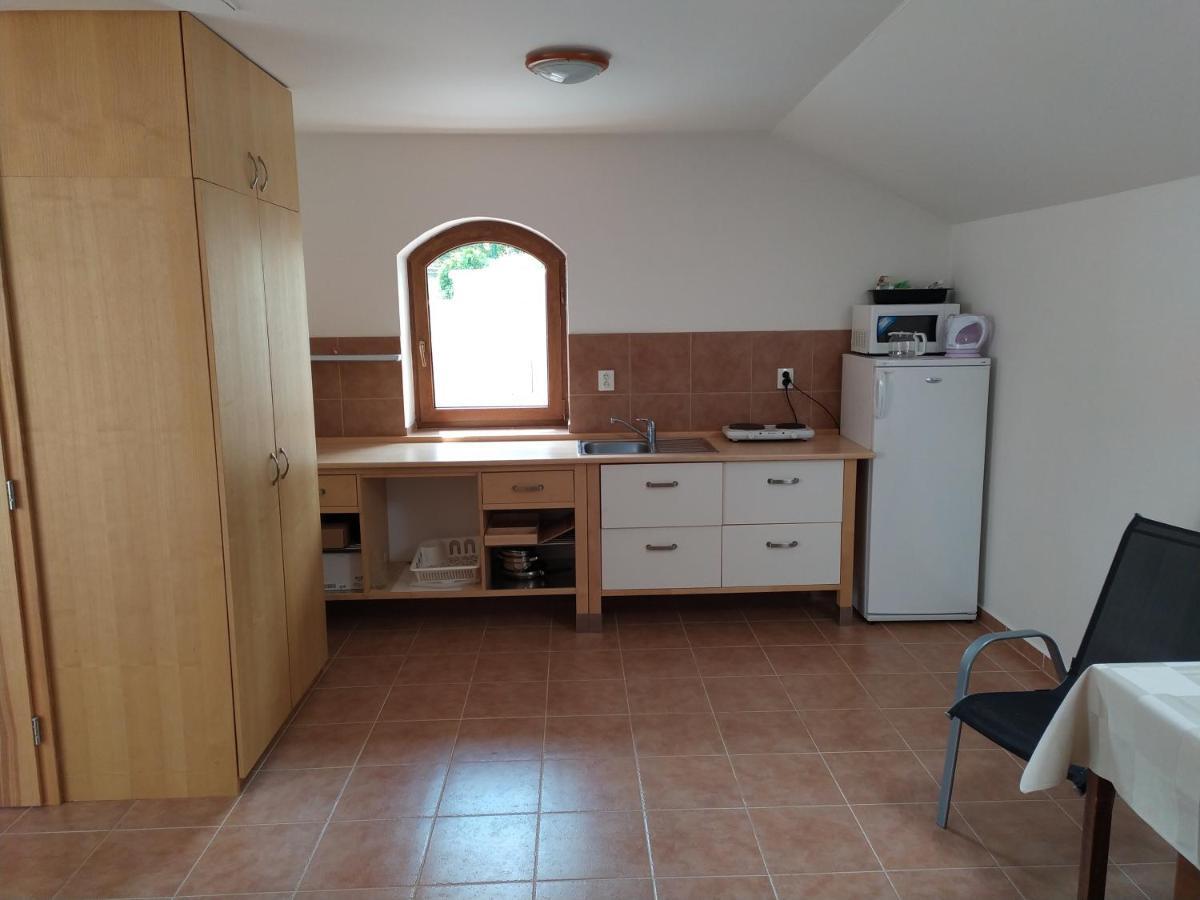 Apartment Koprivovi Němčičky Exterior foto